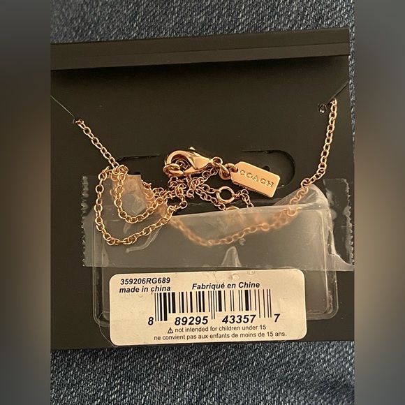 Coach rose Gold Necklace Elegant Jewelry Piece NWT - Picture 3 of 3